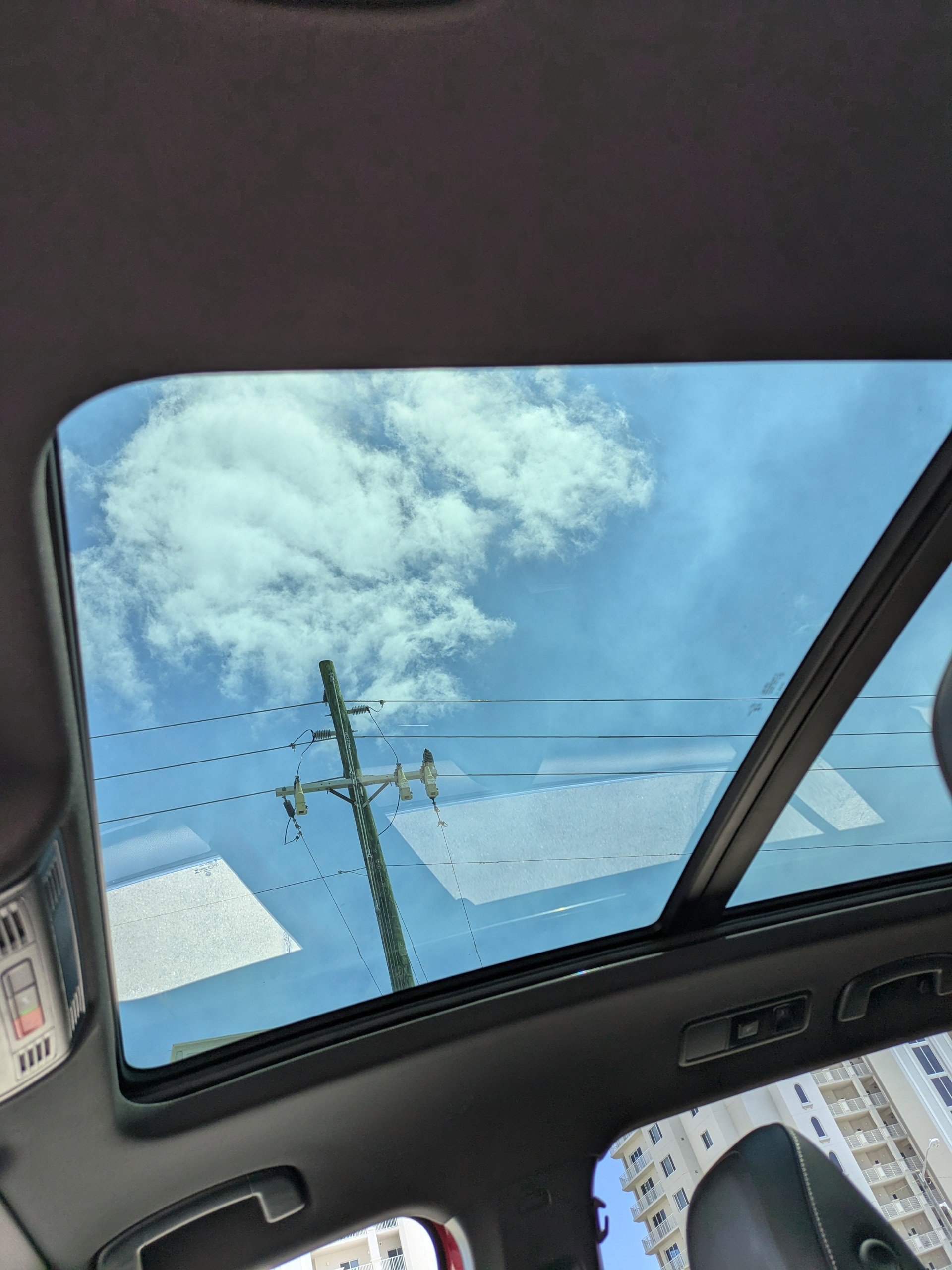 Certified 2024 Volkswagen Tiguan SEL R-Line AWD/4WD image 22