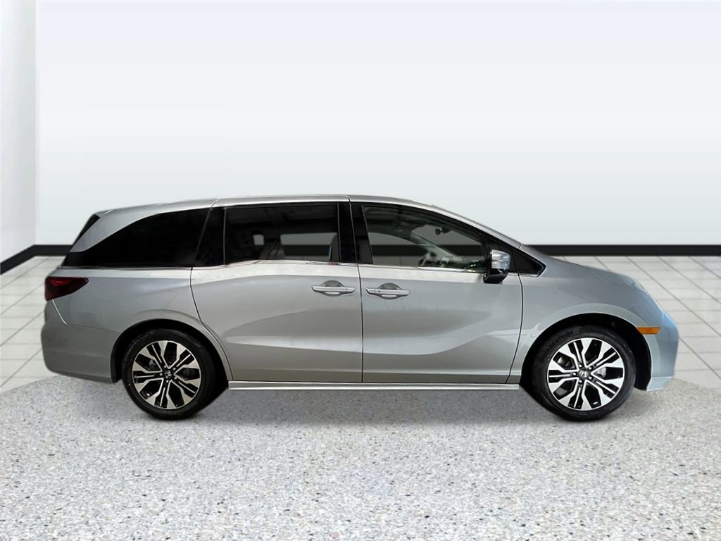 New 2026 Honda Odyssey Elite image 2