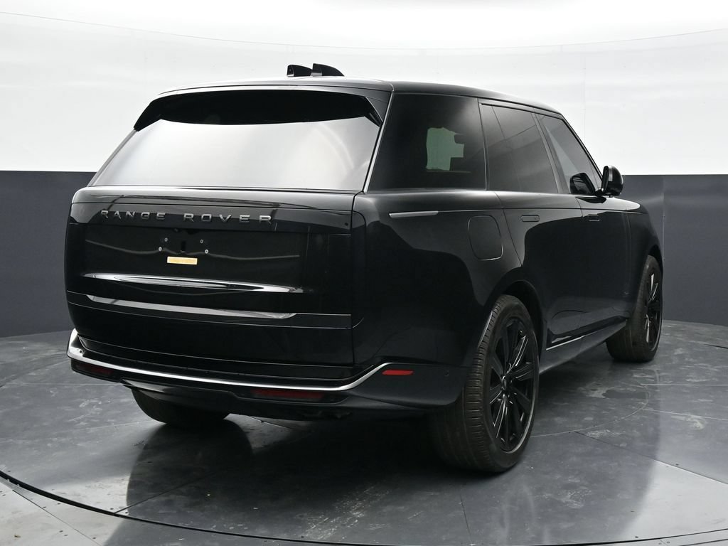 Used 2024 Land Rover Range Rover Autobiography AWD/4WD image 8