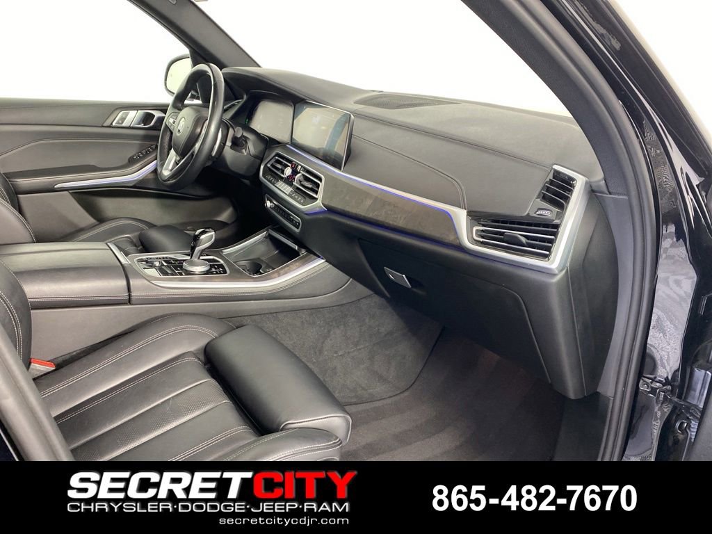 Used 2022 BMW X5 xDrive40i w/ Premium Package AWD/4WD image 35