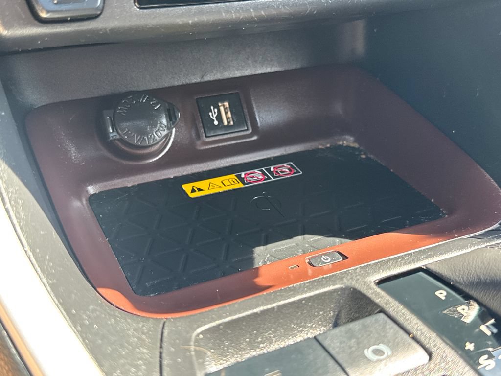 Used 2024 Toyota RAV4 Limited w/ Advanced Technology Package AWD/4WD image 26