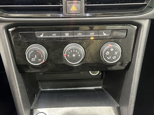 Used 2023 Volkswagen Taos SE image 14