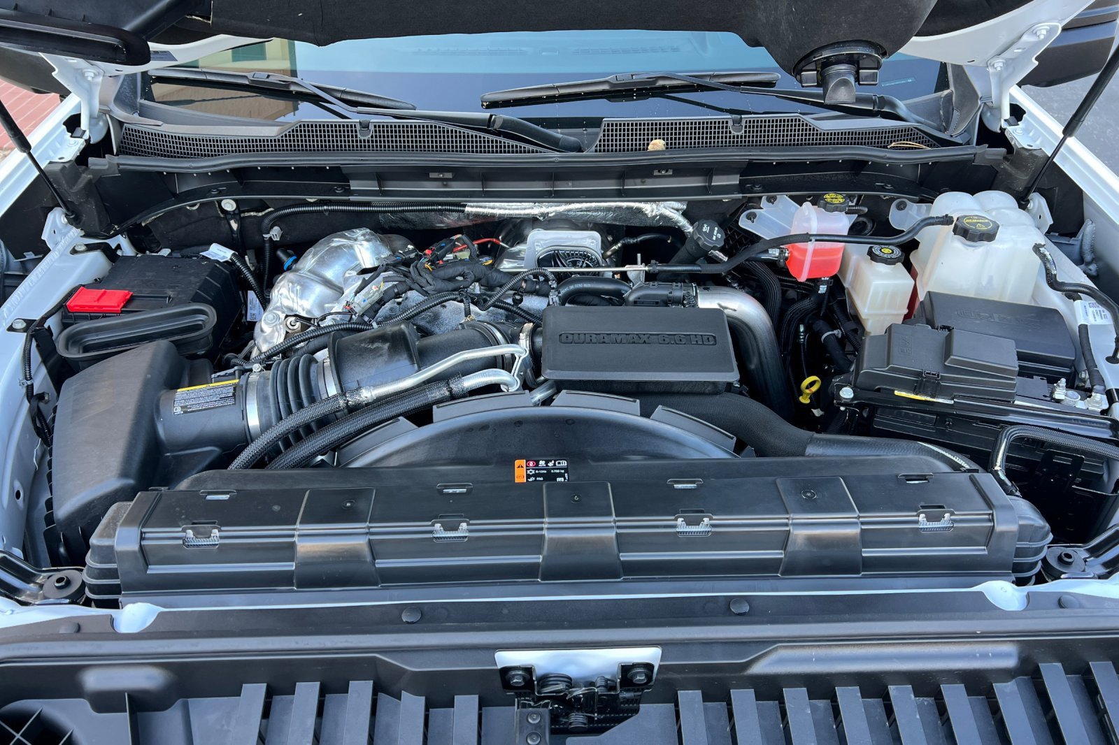 Used 2025 Chevrolet Silverado 2500 LTZ w/ LTZ Plus Package image 24