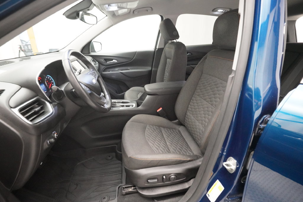 Used 2019 Chevrolet Equinox LT w/ Driver Convenience Package FWD image 7