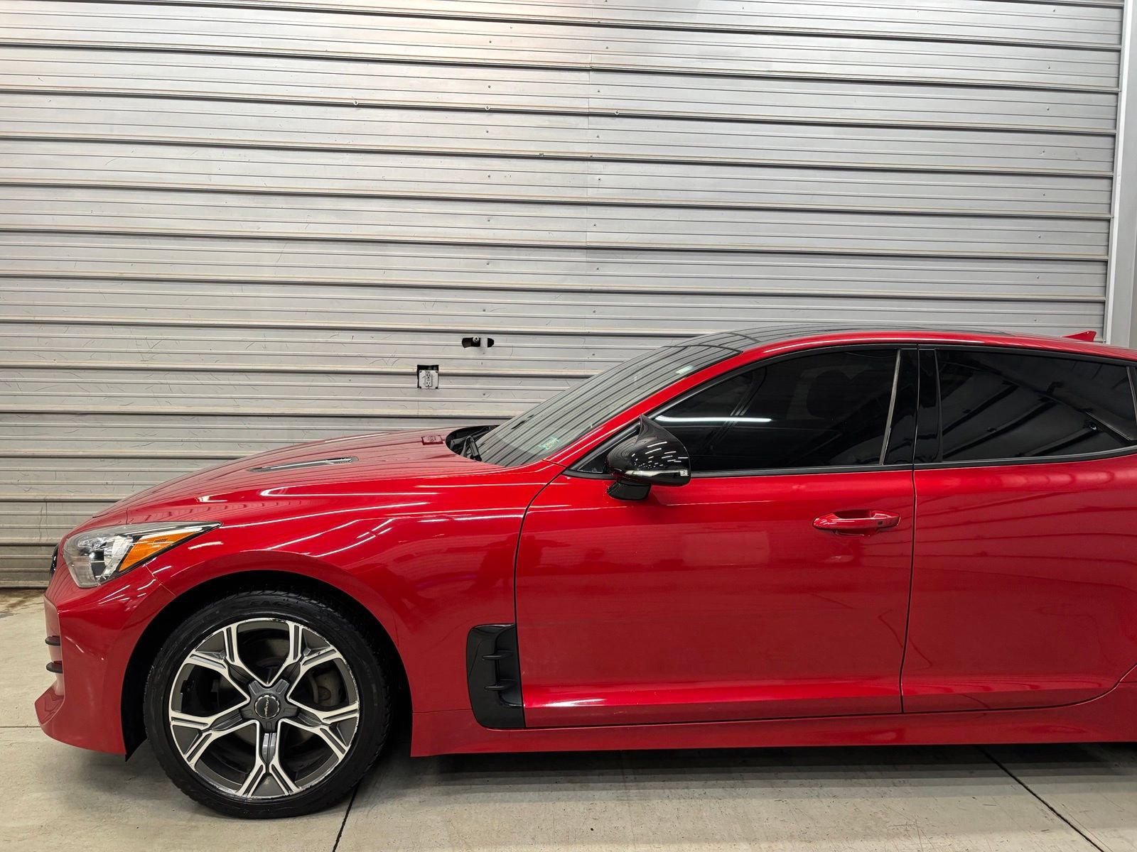 Used 2020 Kia Stinger GT-Line w/ Sun & Sound Package AWD/4WD image 3