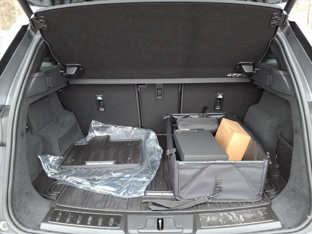 New 2026 Land Rover Range Rover Evoque Dynamic SE AWD/4WD image 9