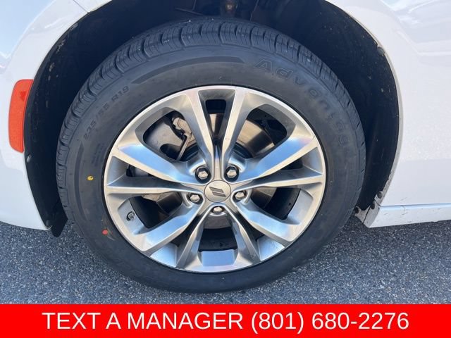 Used 2022 Dodge Charger SXT w/ Cold Weather Package AWD/4WD image 9