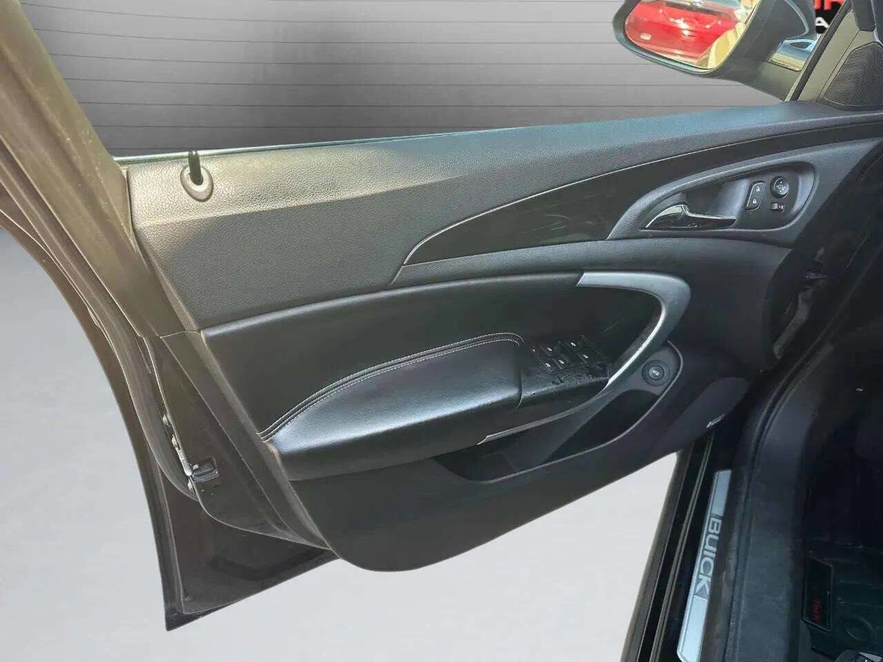 Used 2016 Buick Regal Premium w/ Driver Confidence Package #1 image 30