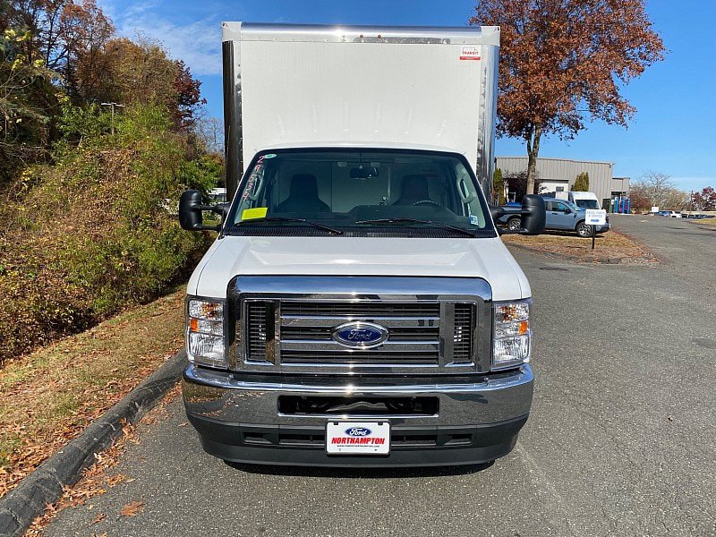 New 2025 Ford E-450 and Econoline 450 Super Duty w/ Power Equipment Group RWD image 2