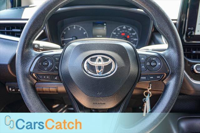 Used 2025 Toyota Corolla LE FWD image 22