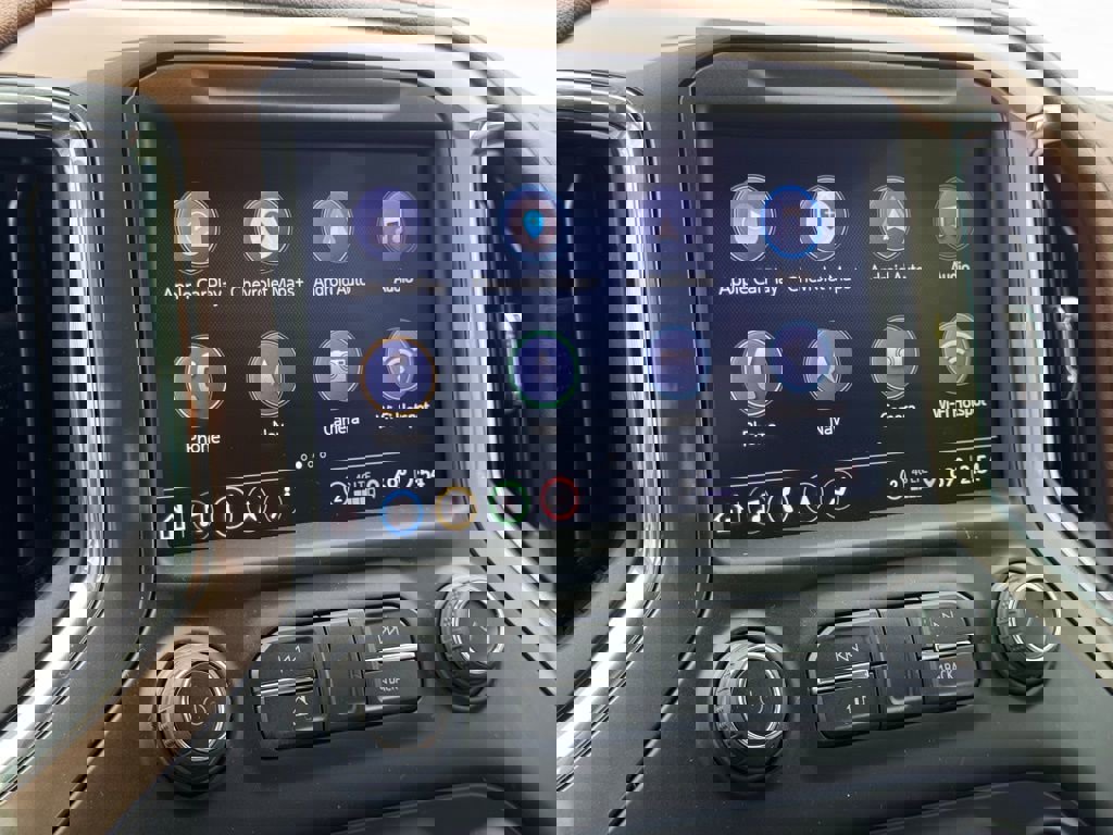 Used 2022 Chevrolet Silverado 2500 High Country w/ Safety Package II image 36