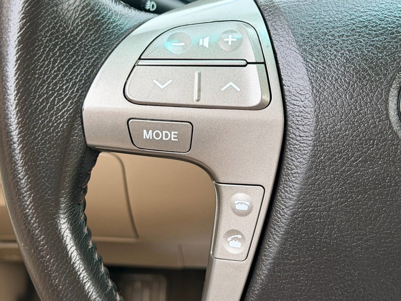 Used 2009 Toyota Highlander Limited AWD/4WD image 34