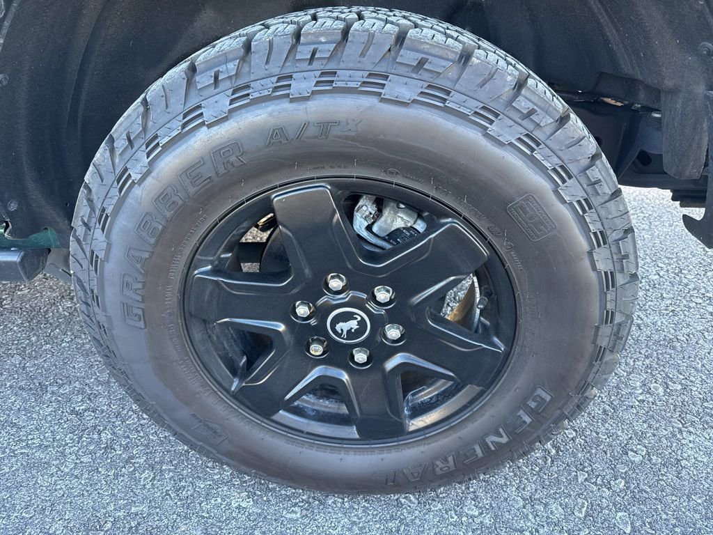 Used 2024 Ford Bronco Black Diamond image 9