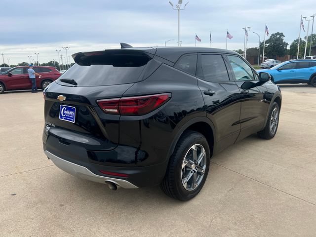 Used 2025 Chevrolet Blazer LT AWD/4WD image 5