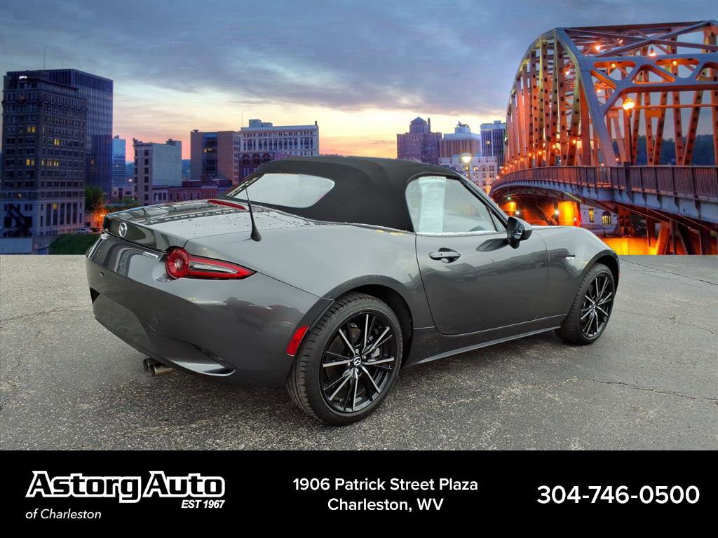 Used 2025 MAZDA MX-5 Miata Grand Touring image 3