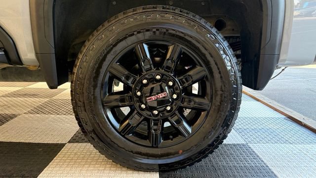 Used 2024 GMC Sierra 2500 AT4 w/ Technology Package AWD/4WD image 12