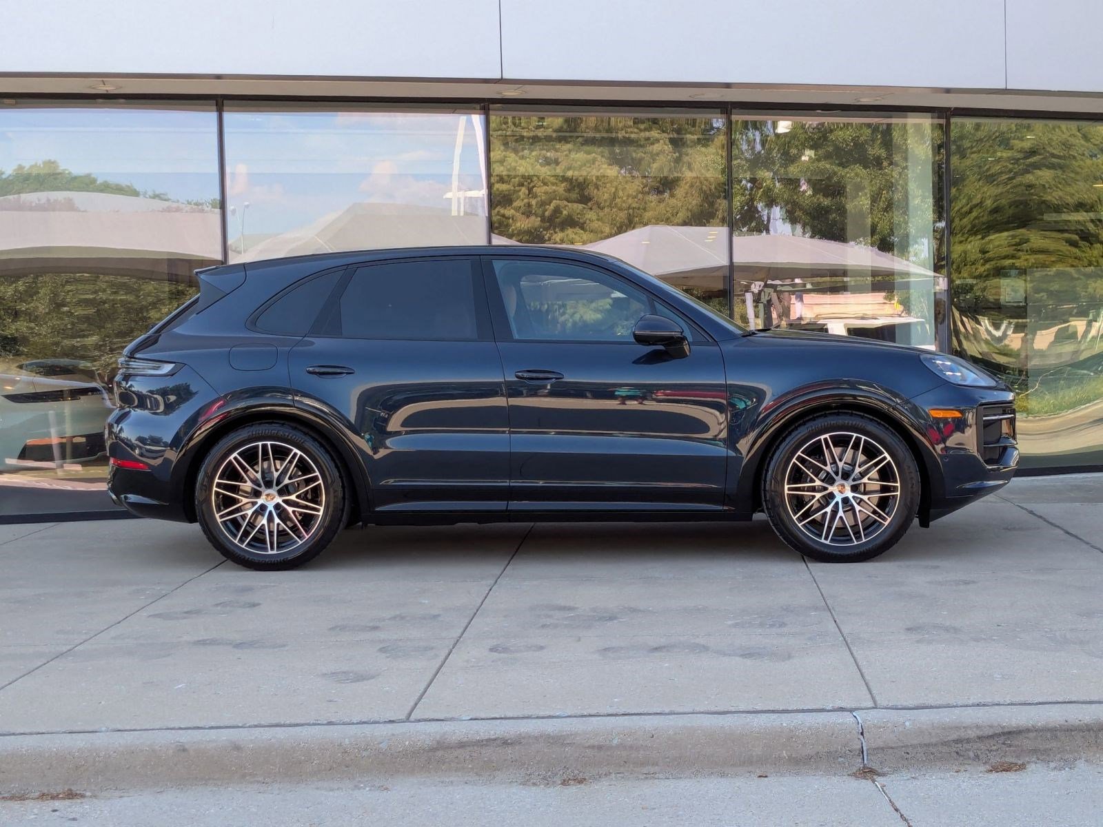 New 2026 Porsche Cayenne GTS image 8