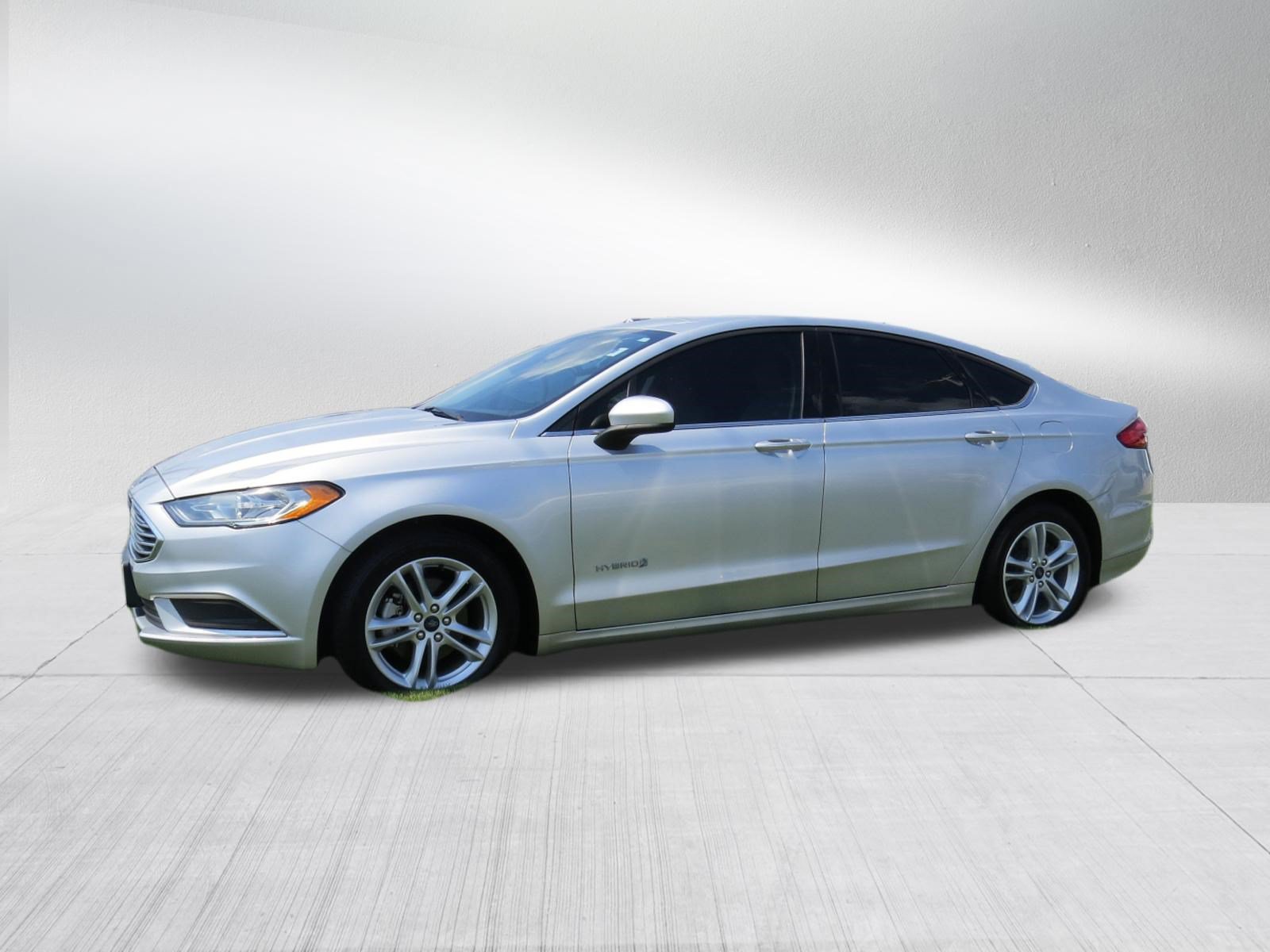 Used 2018 Ford Fusion S FWD image 6