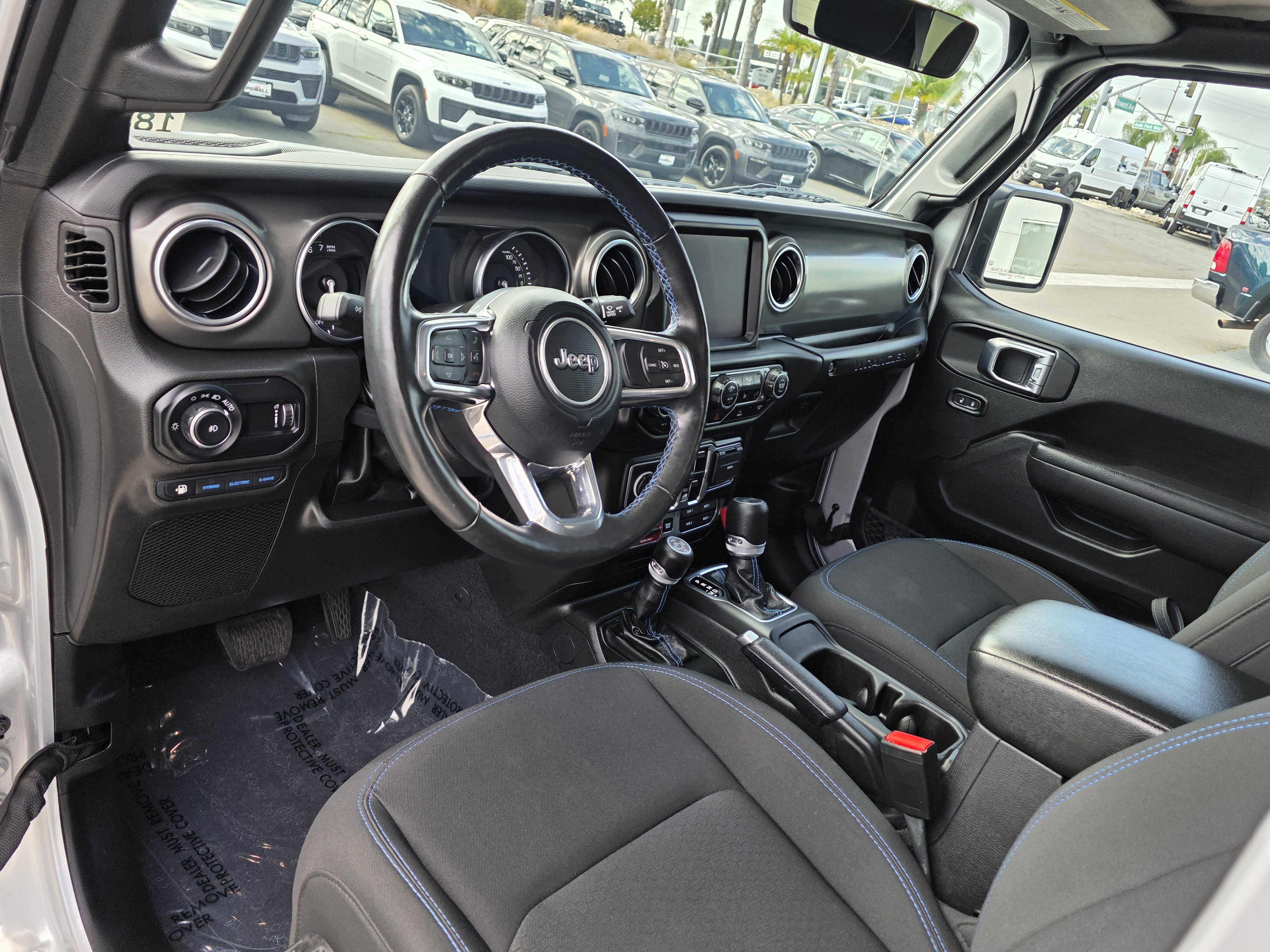 Certified 2023 Jeep Wrangler Unlimited Rubicon 4xe w/ Steel Bumper Group AWD/4WD image 10