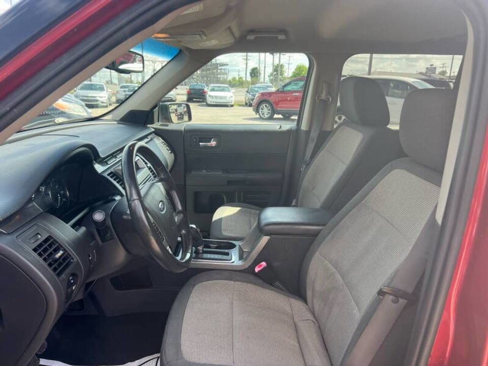 Used 2009 Ford Flex SE image 5