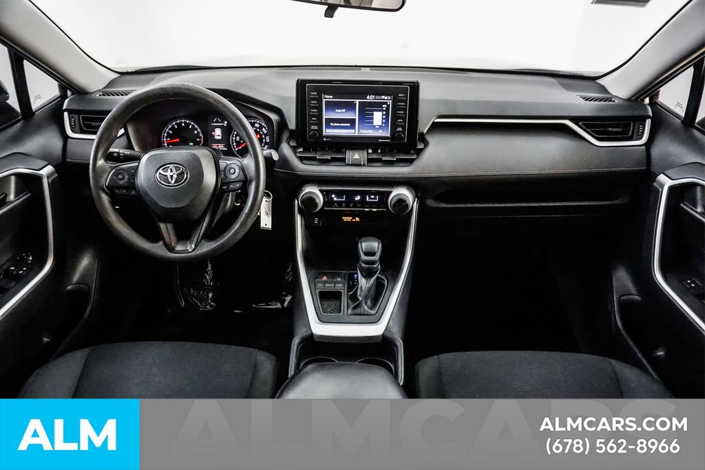 Used 2020 Toyota RAV4 LE FWD image 24