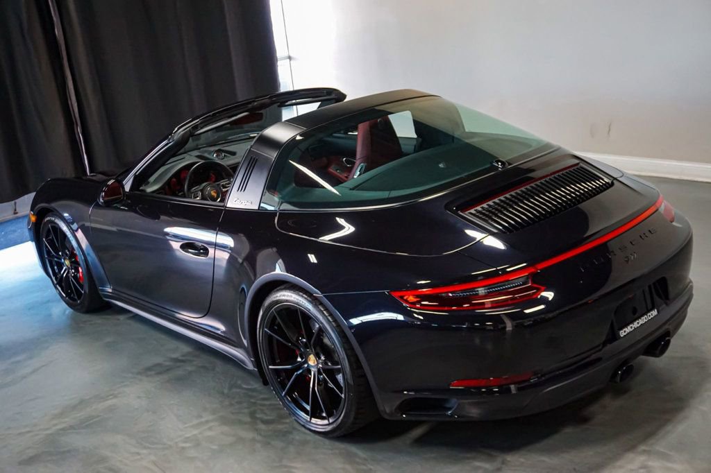 Used 2019 Porsche 911 Targa 4S image 9