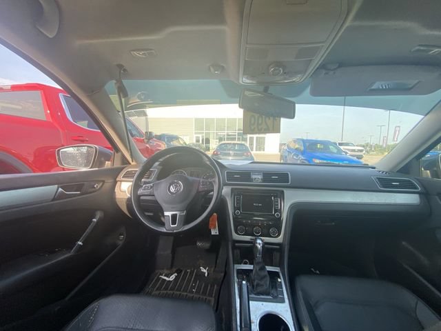 Used 2013 Volkswagen Passat 2.5 SE FWD image 5