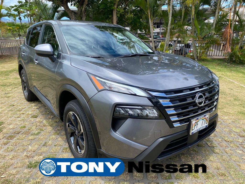 Used 2025 Nissan Rogue SV
