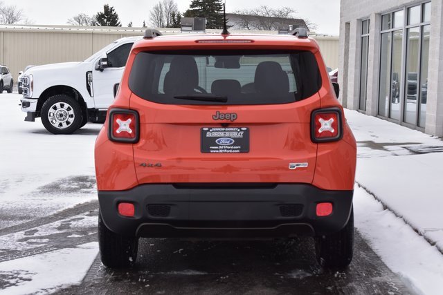 Used 2016 Jeep Renegade 75th Anniversary image 5