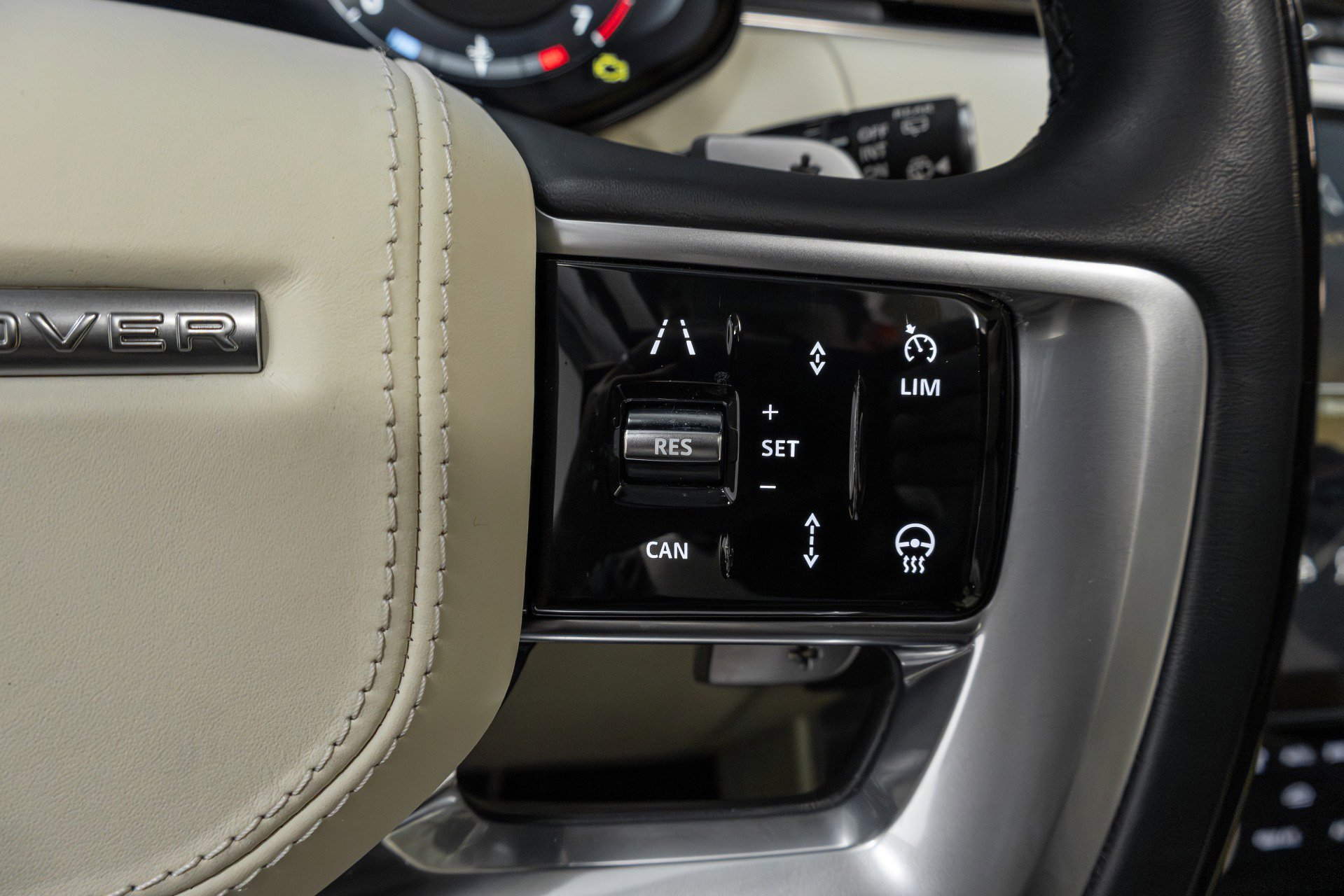 Used 2023 Land Rover Range Rover Long Wheelbase Autobiography image 62