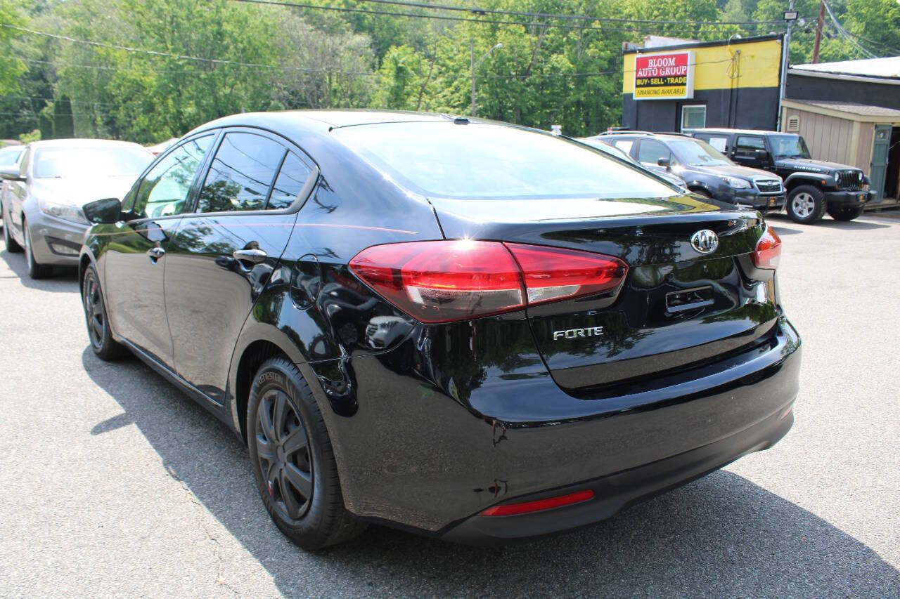 Used 2017 Kia Forte LX FWD image 10