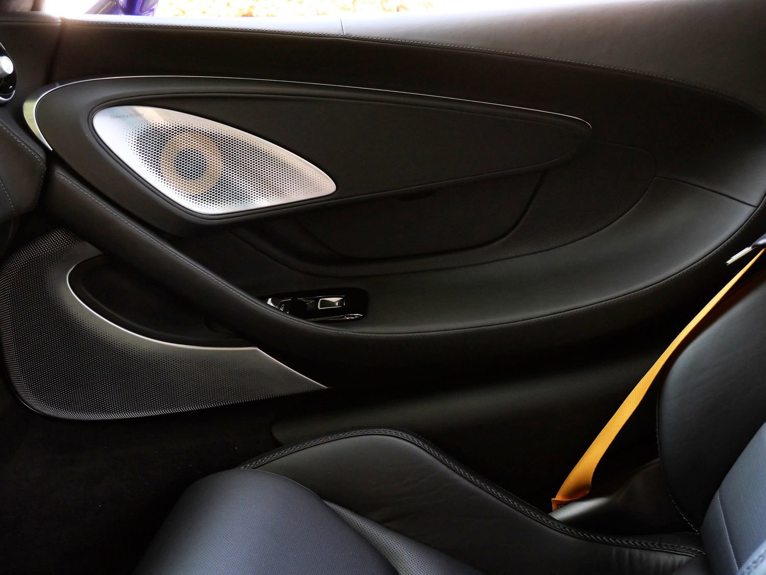 Used 2023 McLaren GT RWD image 20