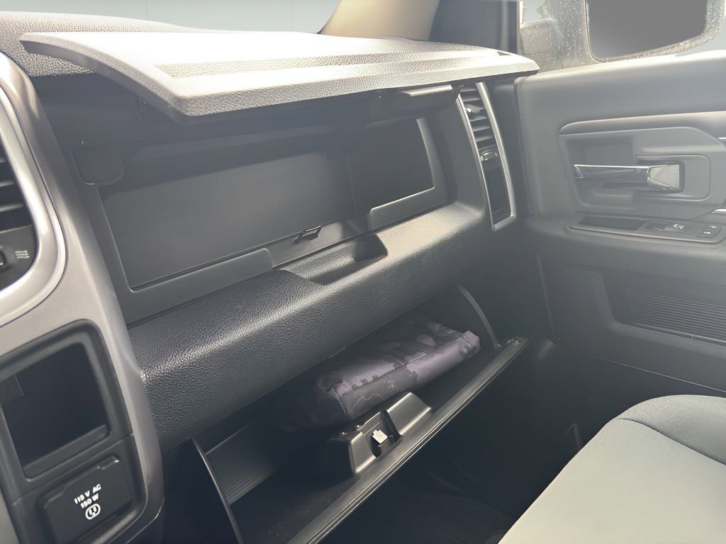 Used 2022 RAM 1500 Classic SLT w/ Protection Group image 13