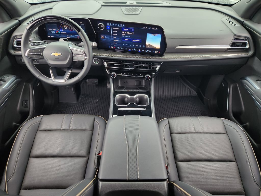 Certified 2025 Chevrolet Traverse High Country FWD image 25