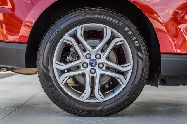 Used 2015 Ford Edge Titanium w/ Equipment Group 301A AWD/4WD image 15