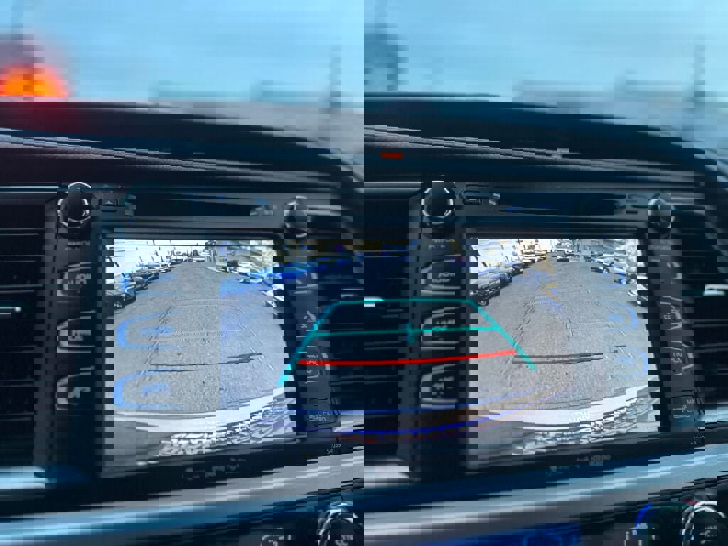 Used 2019 Toyota Highlander XLE image 20