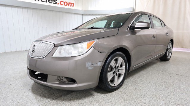 Used 2011 Buick LaCrosse CX FWD image 2