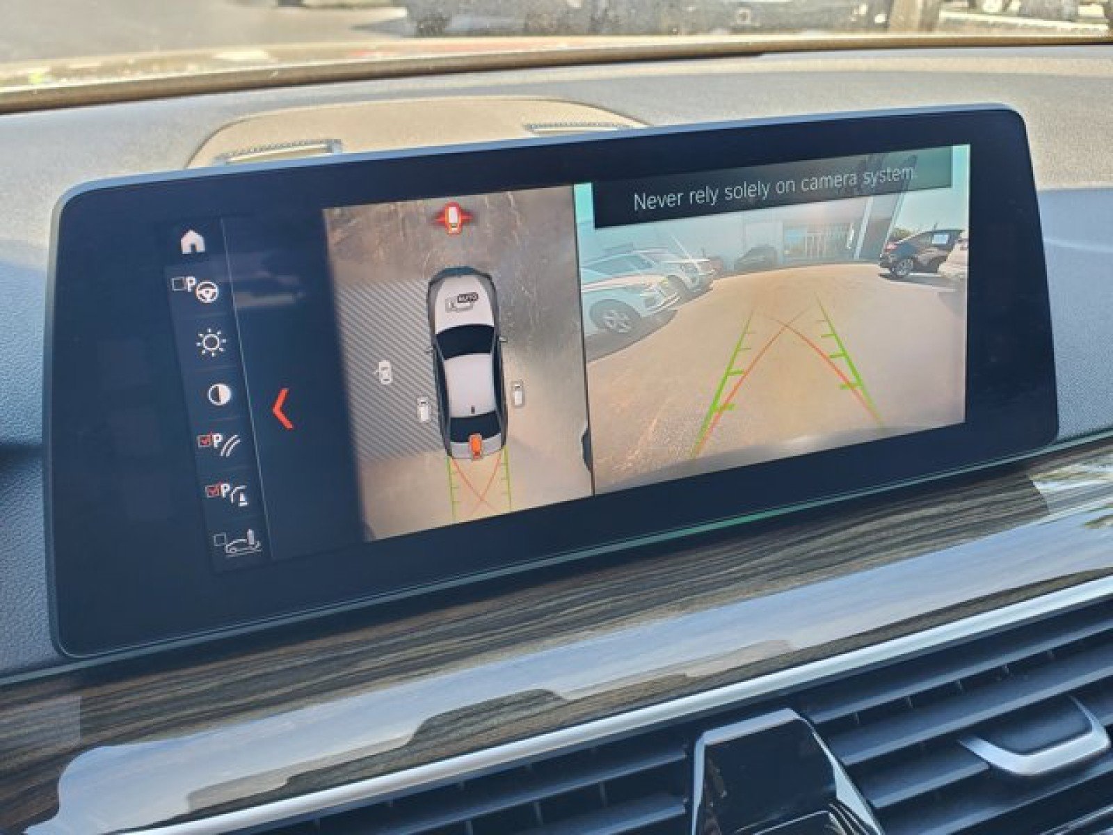 Used 2018 BMW 540i image 24