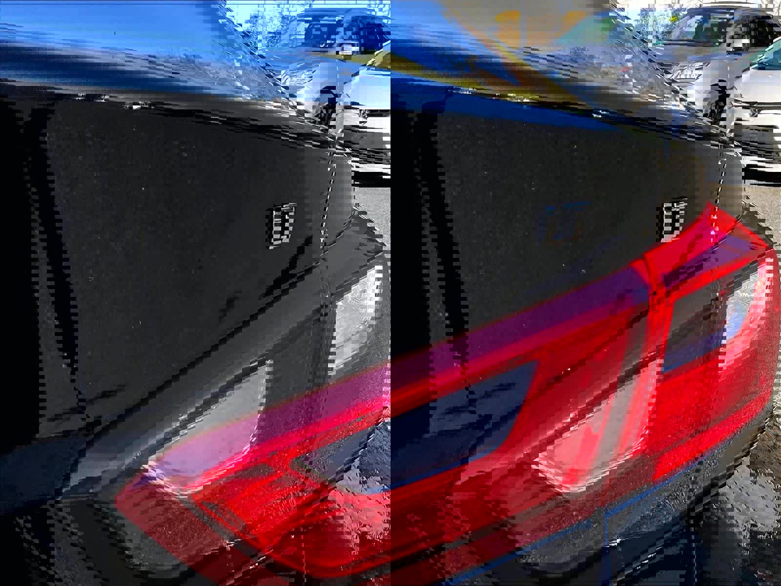 Used 2024 Chevrolet Malibu LT image 29