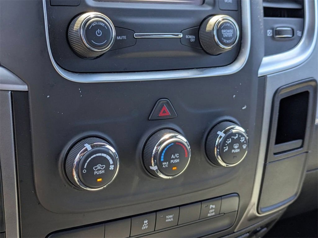 Used 2024 RAM 1500 Warlock RWD image 21