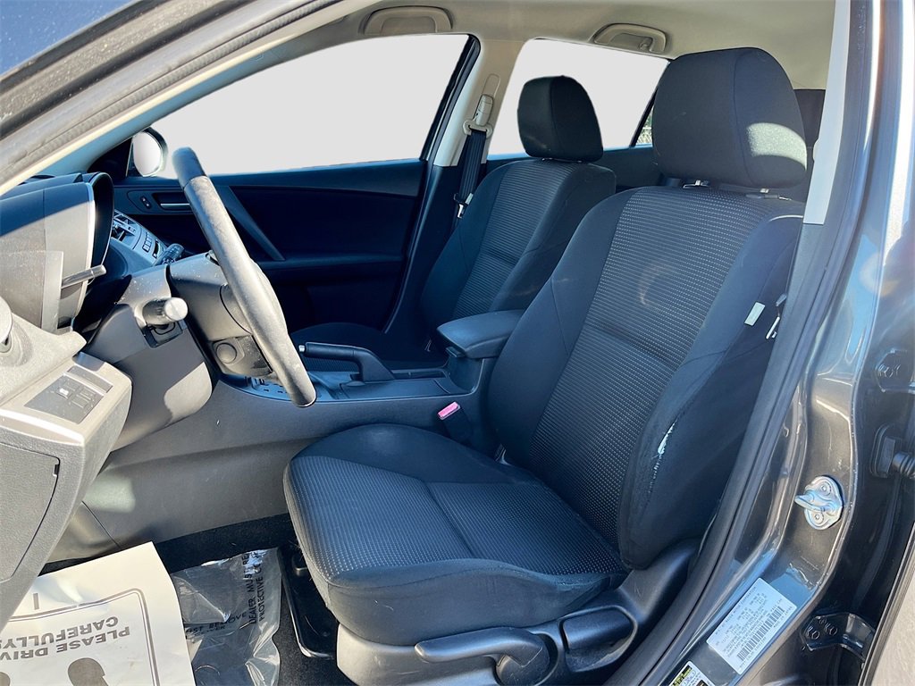 Used 2013 MAZDA MAZDA3 i Touring image 17