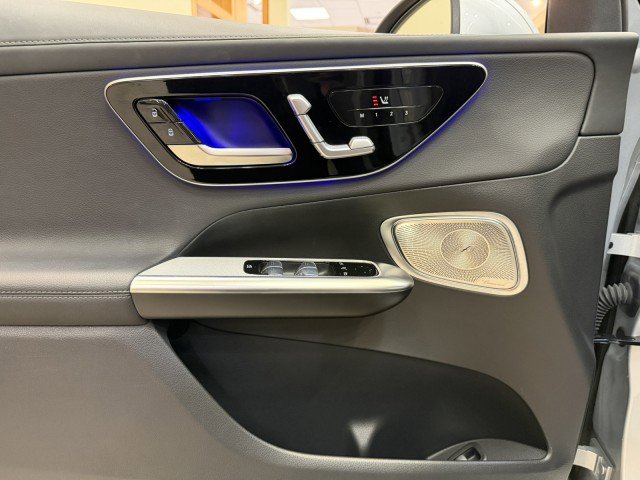 Certified 2024 Mercedes-Benz GLC 300 image 25