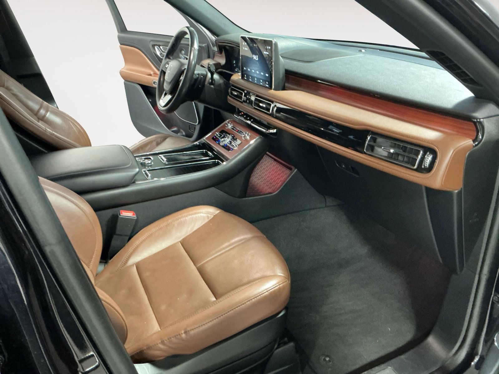Certified 2023 Lincoln Aviator Reserve w/ Jet Appearance Package AWD/4WD image 15