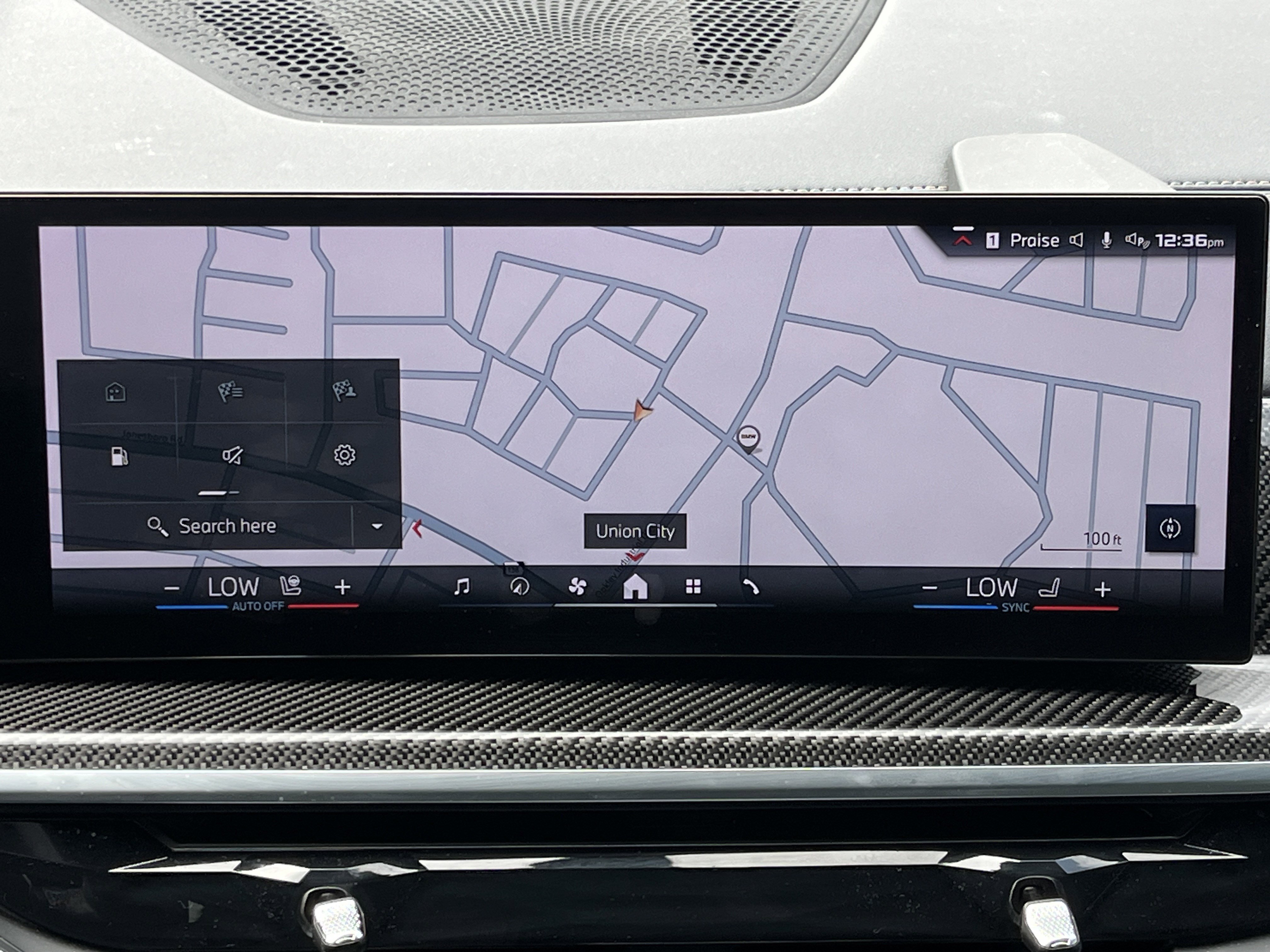 Used 2025 BMW X7 M60i w/ Executive Package image 5