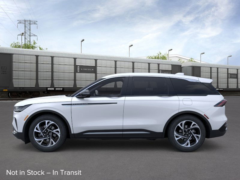 New 2026 Lincoln Nautilus Premier image 3