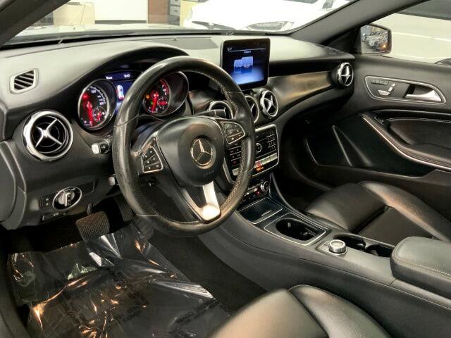 Used 2018 Mercedes-Benz GLA 250 4MATIC image 25