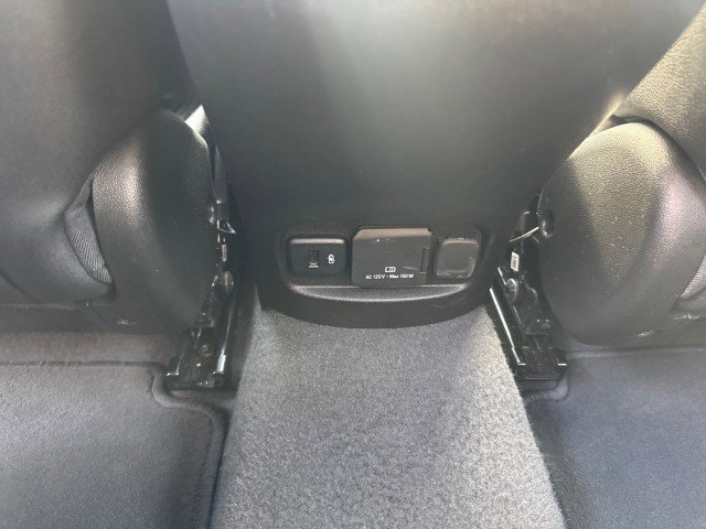 Used 2024 Chevrolet Malibu LT image 32