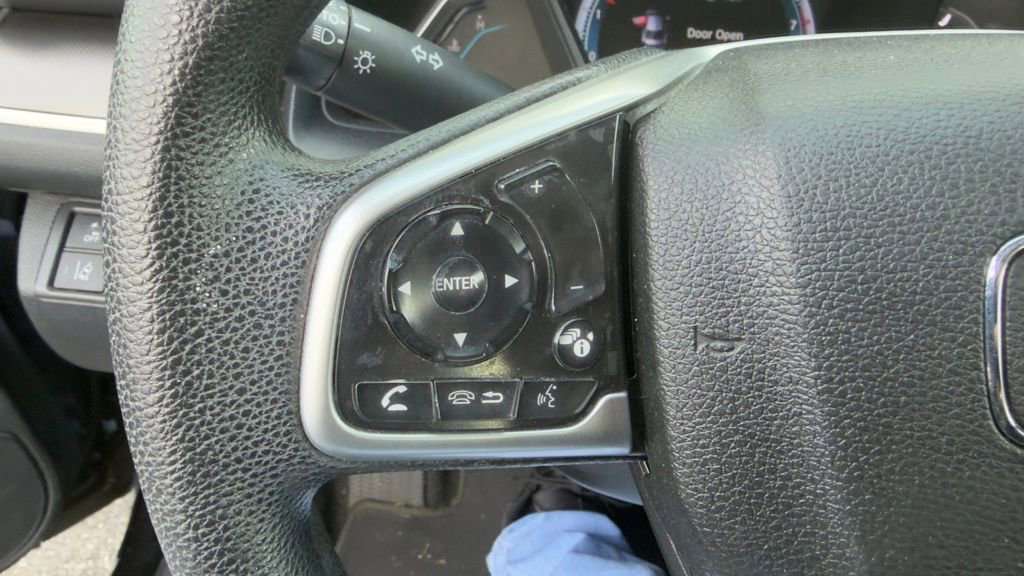Used 2019 Honda Civic LX image 9