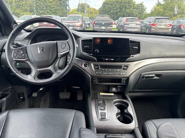 Used 2023 Honda Passport EX-L image 6