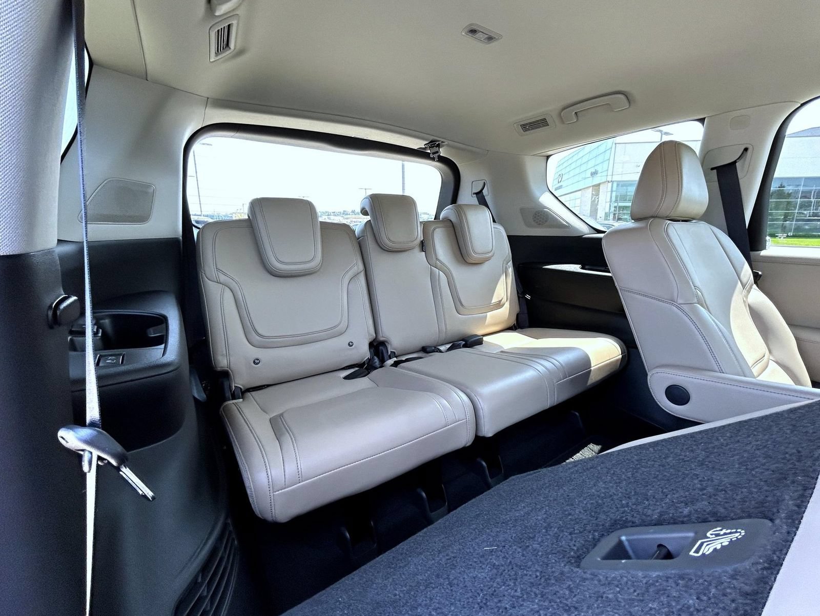 Certified 2025 INFINITI QX80 Pure AWD/4WD image 19